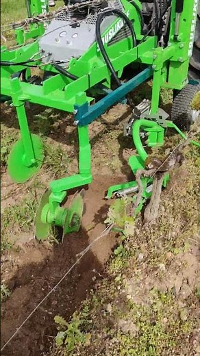 Décavaillonneuse DECALEX Air de SOUSLIKOFF en action !