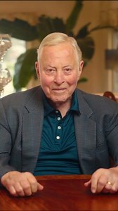 Unlocking the power of the Law of Indirect Effort begins with nurturing a confident and positive personality. Every interaction we have with others influences our own self-esteem. By uplifting others, we also uplift ourselves. Strengthen your own personality by empowering those around you. Show them kindness and value, and watch as your own self-esteem flourishes. 💪 Remember, what you give to others, you receive in return. Everyone carries their own burdens and craves validation. By offering su