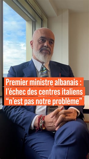 2M views · 6.1K reactions | Dans une interview exclusive avec InfoMigrants, le Premier ministre albanais Edi Rama revient sur l’accord entre #Rome  et #Tirana , qui avait entraîné l’ouverture de deux camps sur le sol albanais censés accueillir les migrants arrêtés dans les eaux italiennes. ➡️ Un an plus tard, les lieux sont presque vides, en raison de nombreux camouflets essuyés devant la justice italienne.  Entretien. | InfoMigrants - Français | Facebook