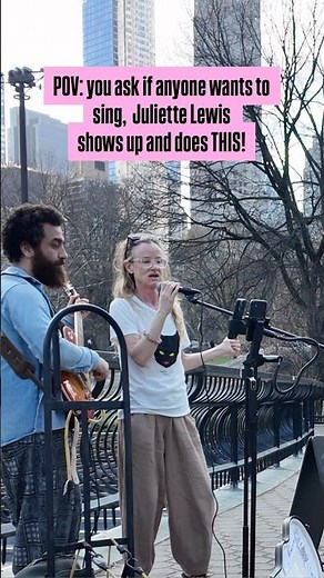 Wait… was that really Juliette Lewis in Central Park? 👀🎤