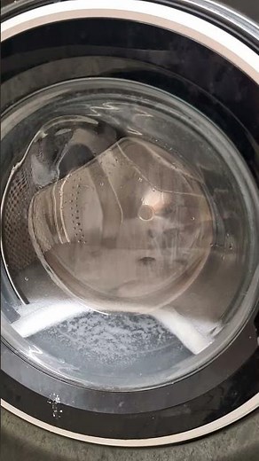 Hotpoint NSWR843C 15 minutes wash