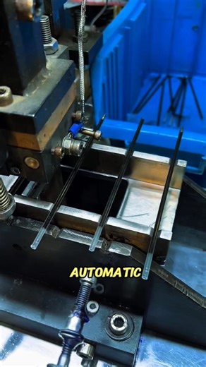 High-Speed Automatic Plastic Rod Cutting Machine | Precision Industrial Cutter in Action