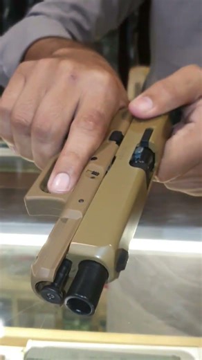 The Glock 19x airsoft pistol #co2airgun #airsoft #shorts