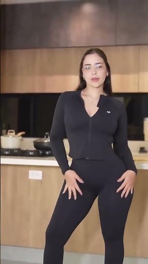 Hot sexy latina Girl twerking naked pornhub