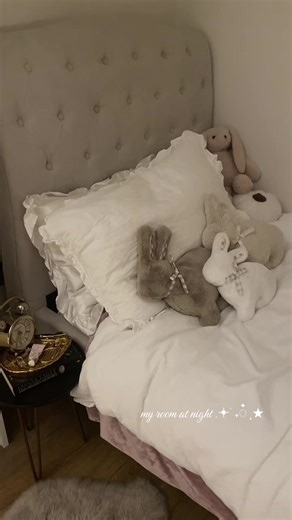 My Cozy Bedroom Aesthetic at Night