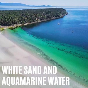 Aloha! 🌺 Canada's breathtaking 'Little Hawaii' has white sand beaches & crystal clear waters. | Narcity Canada