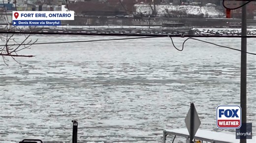 ❄ CHUNKY: The frosty temperatures in Fort Erie, Ontario, caused the Niagara River to fill with chunks of ice as light snow fell in the area today. #ontariocanada #freezingcold #niagarafalls #winter #snow #FoxWeather | FOX Weather