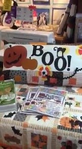 Bench pillow kits with laser cut pre-fused appliqué pieces. You're going to love them! | Gloria Horn Sewing Studio