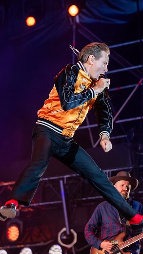 @franz_ferdinand is taking us all out! 🔥🫡 #CoronaCapital25 | Festival Corona Capital