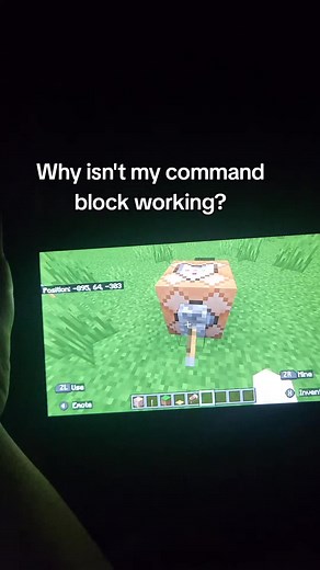 I want to set up command blocks so I can teleport between different areas in my world, but I don't know how to make it work 😓 Does anyone know what I'm doing wrong.