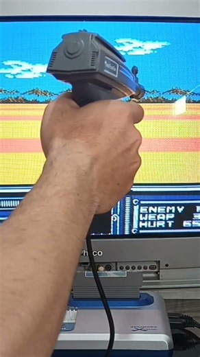 Dynavision e os clássicos jogos de Zapper #Nintendo #nes #duckhunt