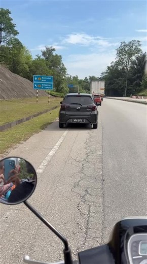 Keadaan Jalan Raya: Pengalaman Berhati-hati di Jalan Sg Choh