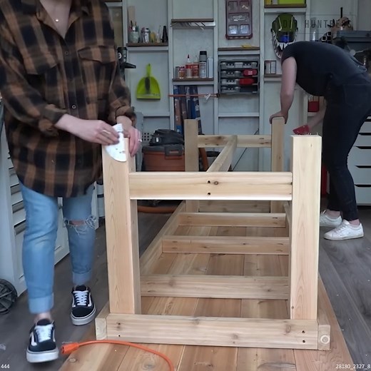 100K views · 873 reactions | You Can BUILD This Table in ONE Day | DIY Huntress | Facebook