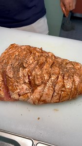 708K views · 23K reactions | En esta versión del festival vallenato 流preparé esta deliciosa punta de anca de cerdo al barril con salsa panelera y mayonesa de aguacate junto a mis amigos de @salsas.aderezos & @comemascarnedecerdo que nos quedó espectacular 朗 . . . . #recetas #cerdos #barril #parati #vallenato #valledupar #Salsas #videoviralシ | Said.eats | Facebook