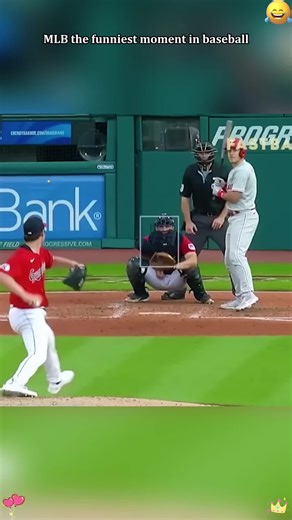 Funniest moments in baseball 🤣#baseball #majorleaguebaseball #mlb #funnyvideos #happy
