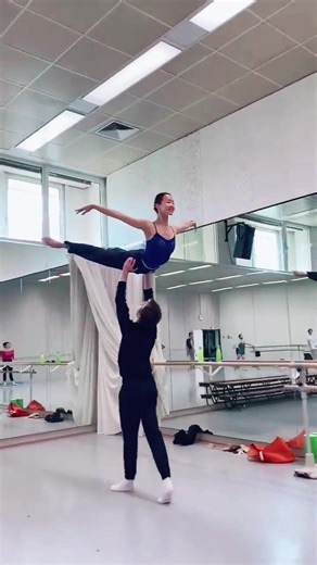 Fun practice after ballet class 💕 #liftoff #pasdedeux #flyhig #ballettricks #balletchallenge #ballet #fyp #balletshoes #ballerinatiktok #ballerina