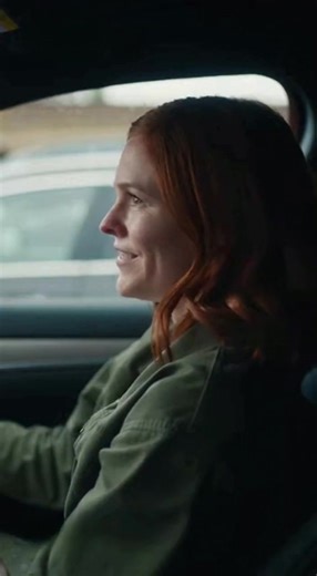 Who is right? The man takes the parking spot when the woman has been waiting for it. She gets revenge by damaging his car. | I Am Eagle