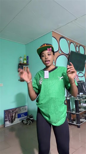 Vidéos de Checkyno y’a mousso 💍 (@laviell6) avec son original - Focho LPK Design