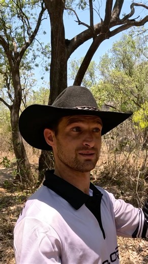 4.8K views | Have you ever seen the unexplained light phenomenon, Min Min Light? This light has been reported seen throughout the Australian outback! We would love to hear your stories, leave a comment if you have witnessed this phenomenon 樂 New off-grid episode is now live  . . . . #theexplorelife #exploring #exploreaustralia #exploreaus #offgrid #minminlights | The Explore Life | Facebook