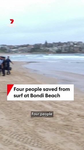 Dramatic Rescue at Bondi Beach: Off-Duty Lifesavers Save Four Lives