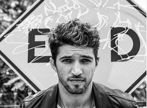 General Hospital Spoilers: GH Alum Bryan Craig Shares Behind The Scene Photo From His New Movie