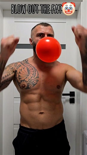 magic trick.. abs💥🤡🙉💪🤣 #training #absworkout #magic