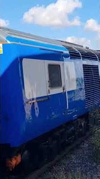 Midland Pullman HST 43059 & 43047 departing Peterborough. #train #railway #intercity125