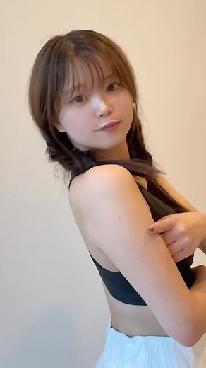 Hinata Kato | ひなちゃんねる on Instagram: "みんな最近どう？？？ わたしは、冬に可愛い服をたくさん着たいからダイエット頑張ってるよ✨✨"