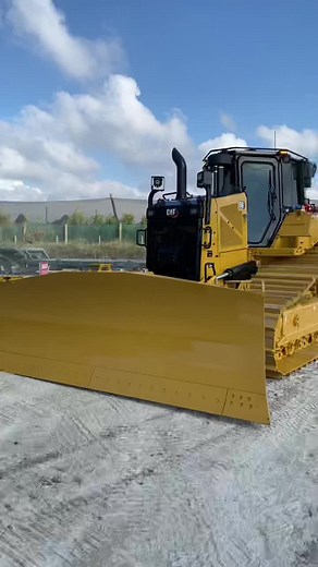 Brand New Next Gen D6 Dozer Arrival