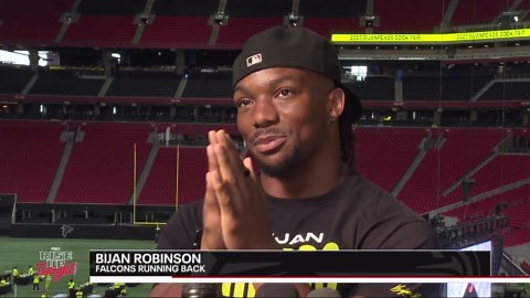 Bijan Robinson leads literacy push for APS students | Rise up for ATL