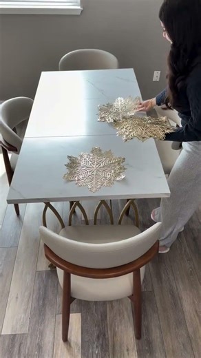 Transformez votre intérieur avec la table à manger moderne de Tribesigns
