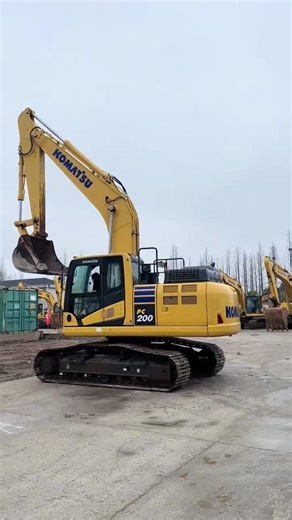 Stress Testing the Komatsu PC200-11MO: Performance Insights