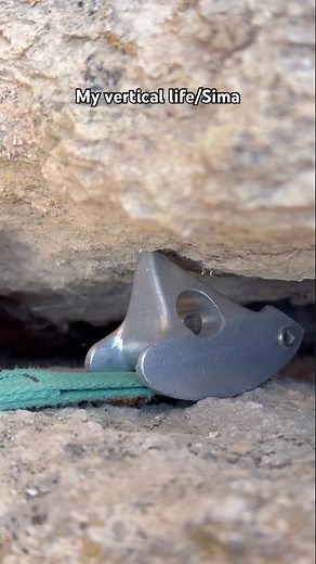 Why professional Climbers use different Trad gear in multi pitch Routes?