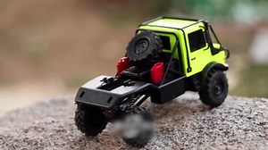 MN-333 1/18 Semi-Truck RC Crawler, Unimog U4000 4WD Full Scale Off Road RC Rock Crawler, 4x4 RC Car RTF Alloy Climing Vehicle for Hobby Gifts