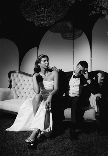 Film Ślubny w Stylu The Office - Autentyczność w Obiektywie