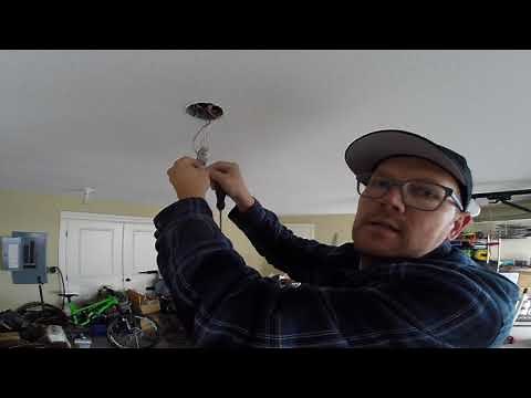 How to: Change light bulb sockets to outlets for plugin shop lights