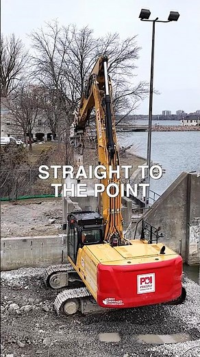 Straight to the Point - the Power of a Hoe Ram at work #demolition #excavator 4K