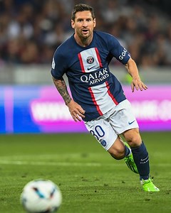 2.7M views · 133K reactions | Best passes, goals and skills from Leo Messi in August  | PSG - Paris Saint-Germain | Facebook