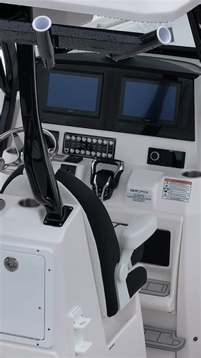 🚨 NEW ARRIVAL 🚨 Check out this BRAND NEW 2026 Sea Fox Boat Works 288 Commander — Powered by Twin Yamaha Outboards F300XSB2s!! Key Features: Digital Controls & LED/Tech Package 💡 Four Bank Battery Charger 🛥️ Upgraded Double Diamond Upholstery -Midnight ✨ Electric Overboard Discharge 🔥 📍 64 Blake St. Richmond Hill, GA 31324 📞 Call (912) 445-2185 to Learn More | Cove 2 Coast Marine of Savannah