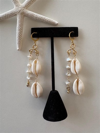 Cowrie Shell Dangle Earrings, Boho Pearl Earrings - Etsy