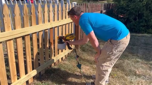 Watch Out of the box and in use on Amazon Live