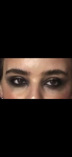 Black Eye Makeup Look with Messy Black Eyeshadow | Beauty Trends