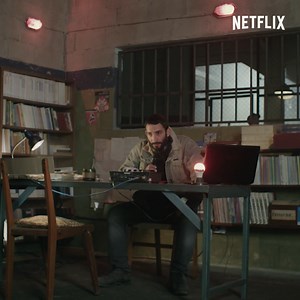 ¿Cómo te levantás cuando perdiste a todos los que amás? La vida para Miguel Palacios continúa y con un nuevo propósito, ser la voz de aquellos que necesitan ser escuchados. El marginal 5 llega el 4 de mayo. | Netflix