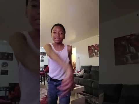 Emaniplayz - My Water Reminder (Shoutout to My Water Reminder) (Official Music Video)