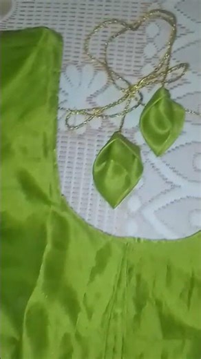 simple blouse design ✨🥰#blouse @Vedanshiboutique