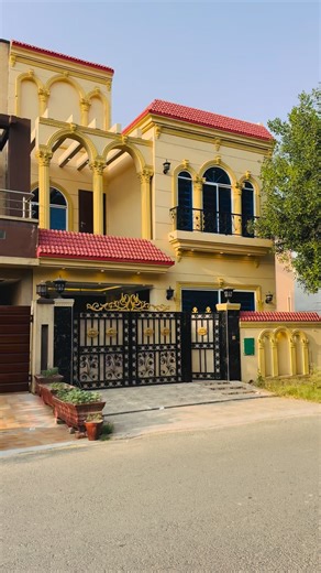 16K views · 374 reactions | 5 Marla Modren House For Sale In Bahria nasheman- Demand : 160 lacs ☎️ 0304-1116040 #housegoals #newhouse #propertydeals #5marlahouse #reelsvideoシ #foryouシ #viralreels #fbpost #fbreels #fypage #classical #designer #houseforsale #lahore | Property Deals | Facebook