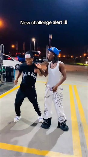 @Benzoo Benitto #fyp #newchallengetiktok #amapiano 🔥🔥 @T.DOT