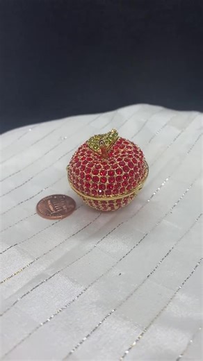 Estee Lauder White Linen Apple Compact: Swarovski Crystal Solid Perfume; MIB - Etsy