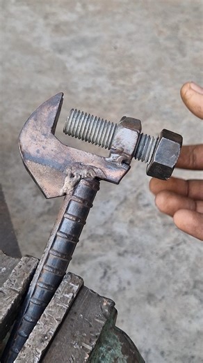 Homemade tool inventions for welder #tools #ideas #weldingtool