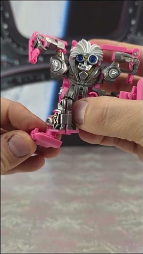 Pink Laptop — Sentinel Prime Reacts 💻✨Dr. Wu & Mechanic Studio MC04P Einstein Brains Pink